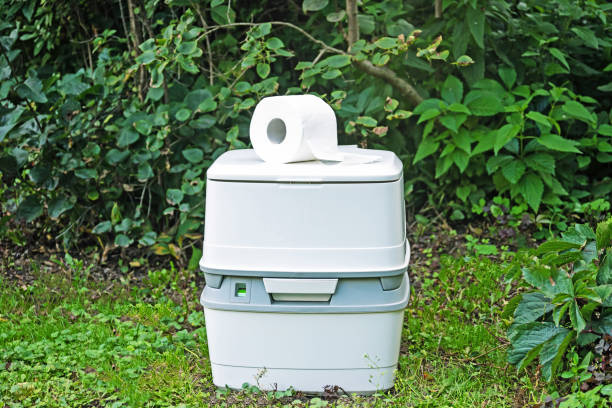 Portable Toilet Options We Offer in Lakemore, OH