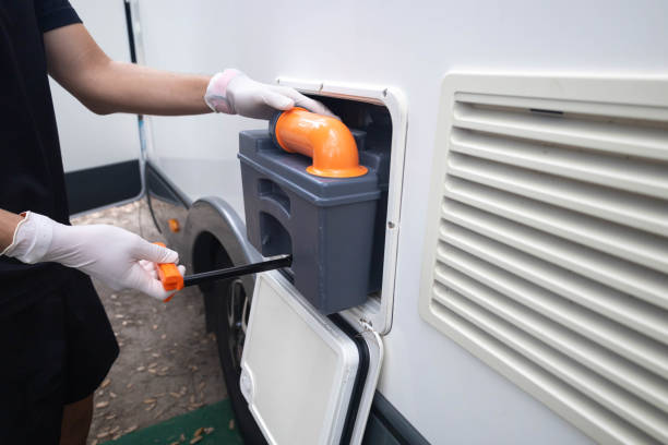 Best Luxury portable toilet rental  in Lakemore, OH